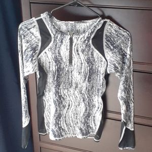 Lululemon rash guard